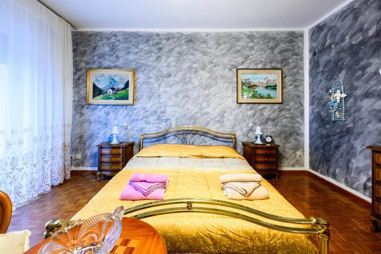 Retro Apartment In The Mountains เมซโซลอมบาร์โด ภายนอก รูปภาพ